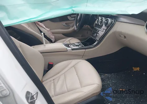 2018 Mercedes-Benz C 300 4Matic from USA, damaged, VIN 55SWF4KBXJU241838